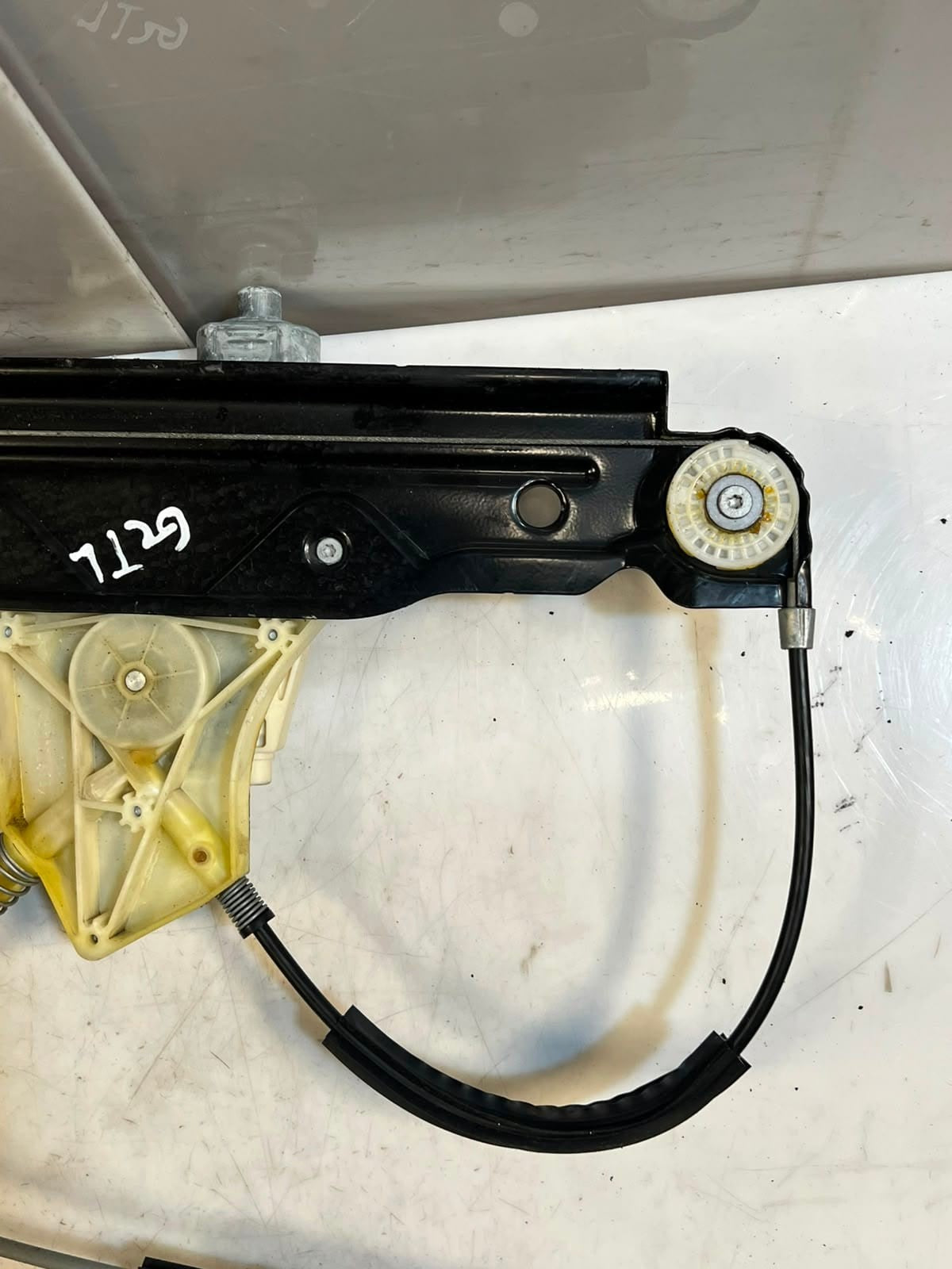 BMW 5' F07 GT Front Door Window Regulator With Motor Electric 7197911 OEM