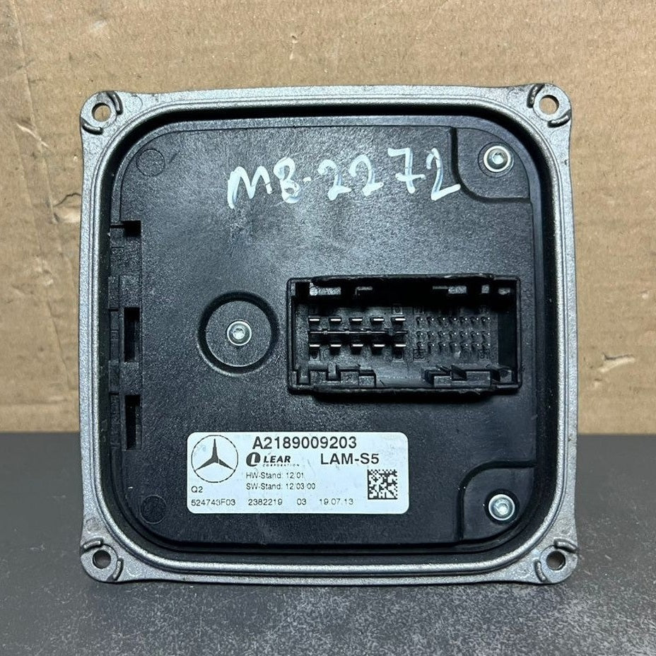 12-16 Mercedes W218 LED Headlight Voltage Regulator Ballast Module A218 9009203