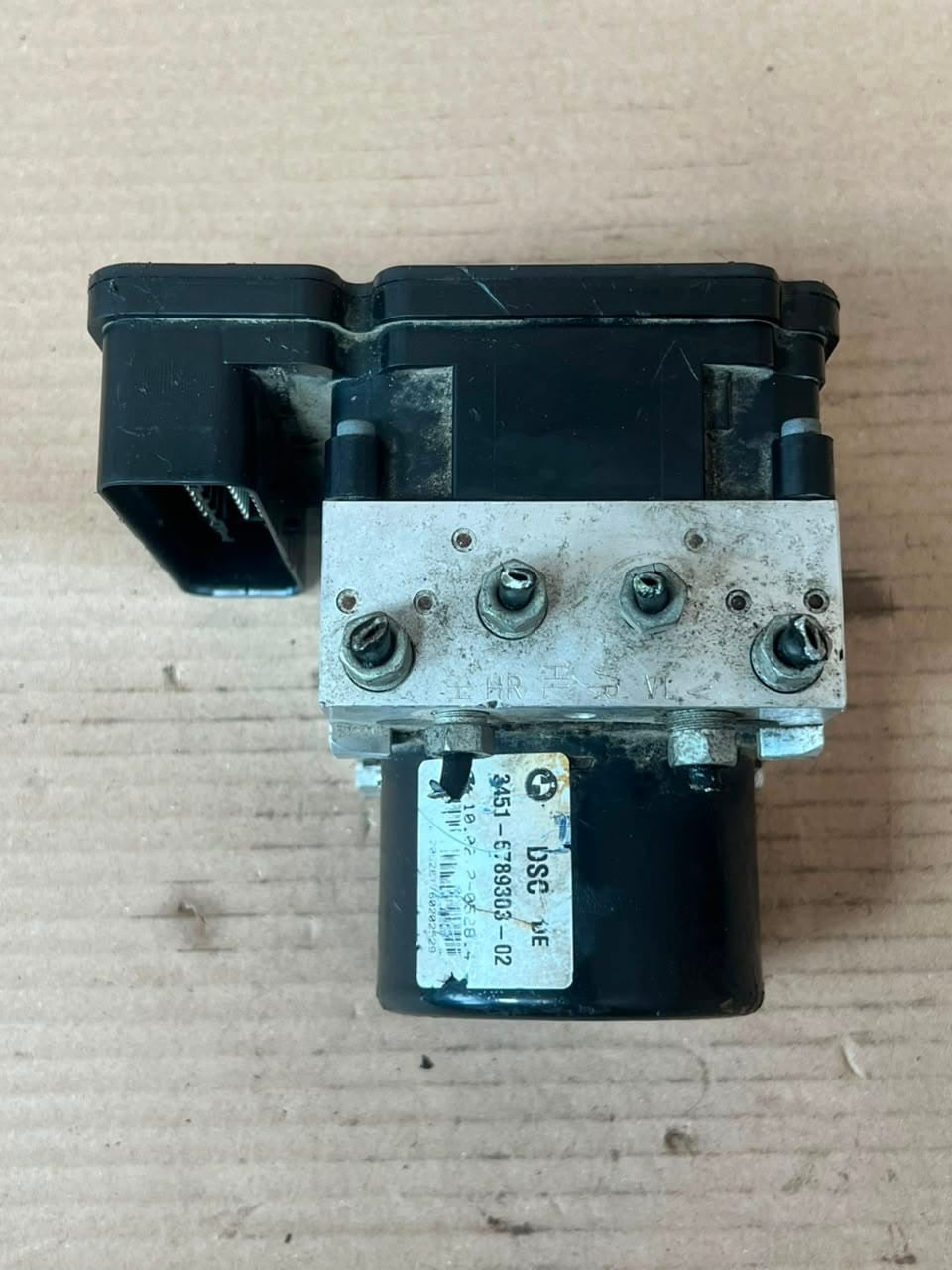 2009-2013 BMW 3 Series E90, E91, E92, E93 328i Abs Brake Pump Module 6789304