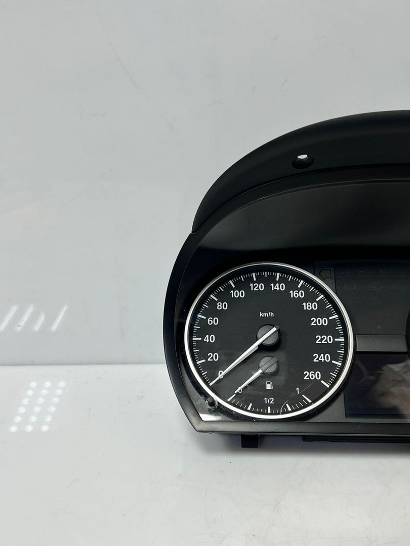 2005-2012 BMW 320i 3 Series E90 N43-B20A Instrument Cluster 4032240 OEM