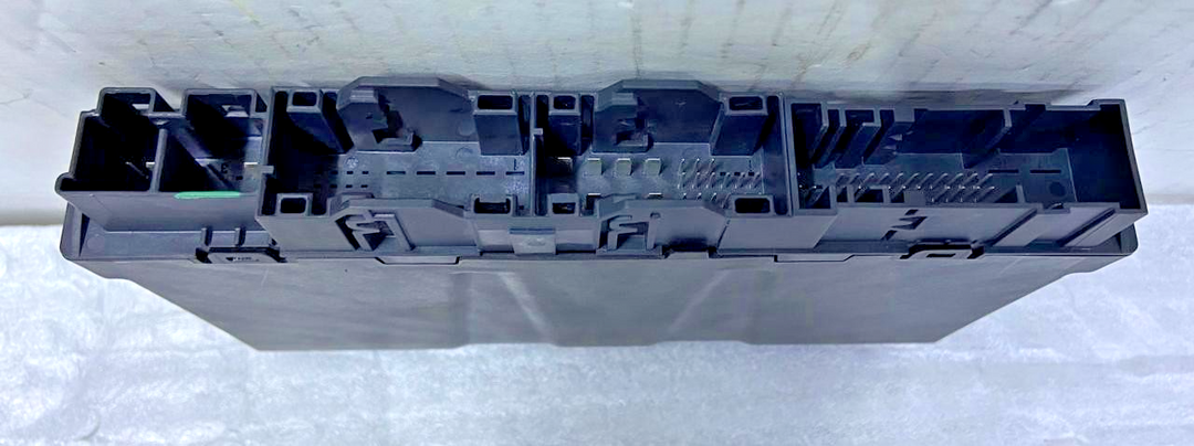 OEM BMW U06 IX I20 U11 ACTIVE TOURER  SEAT CONTROL MODULE ECU UNIT 5A64DB3