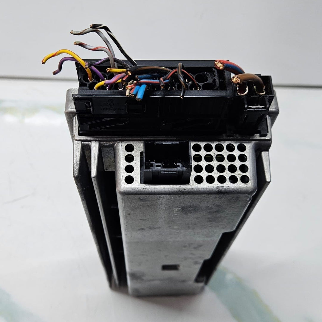 2009-15 BMW F01 F02 740i 750i models Top HIFI Audio Amplifier 9283656 OEM