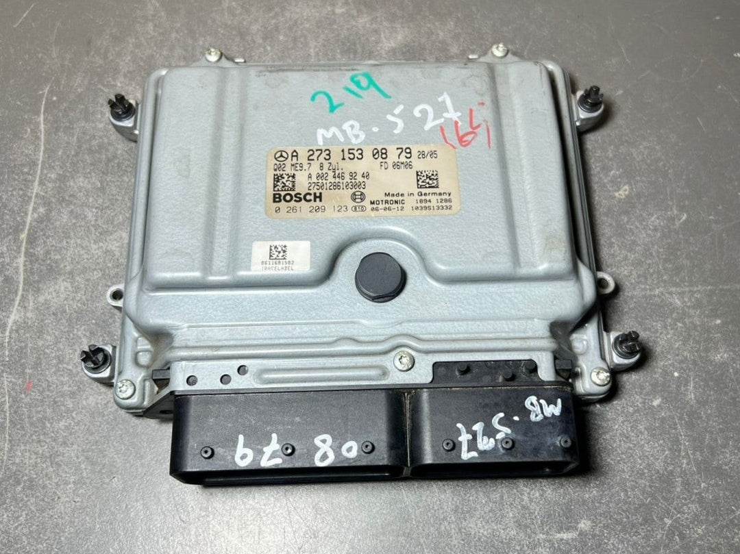 04-10 Mercedes W219 CLS Engine Control Module Unit ECM ECU A273 1530879 OEM