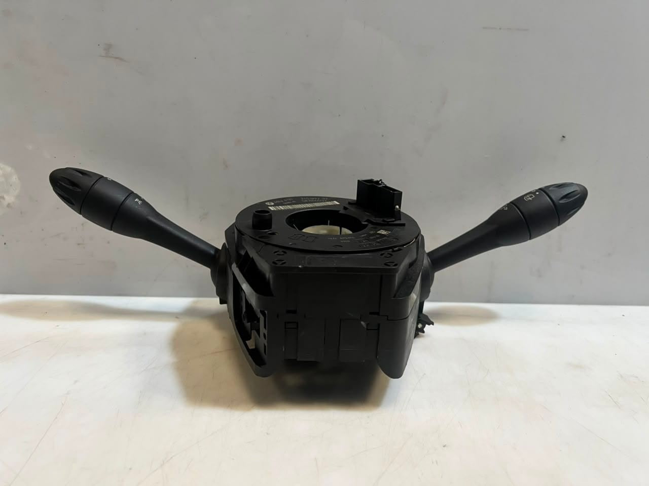 2006-2013 MINI Cooper S R56 and Clubman R55 Steering Column Switch 3451892 