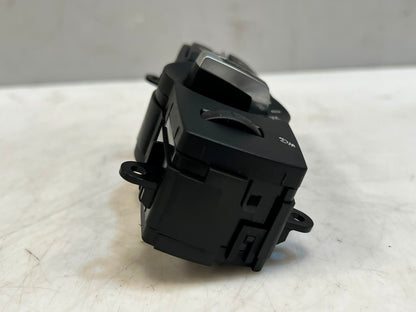 2010-2012 BMW 740i 5 Series F10 F11 6 Series F13 N47 D20 Light Switch 9192744
