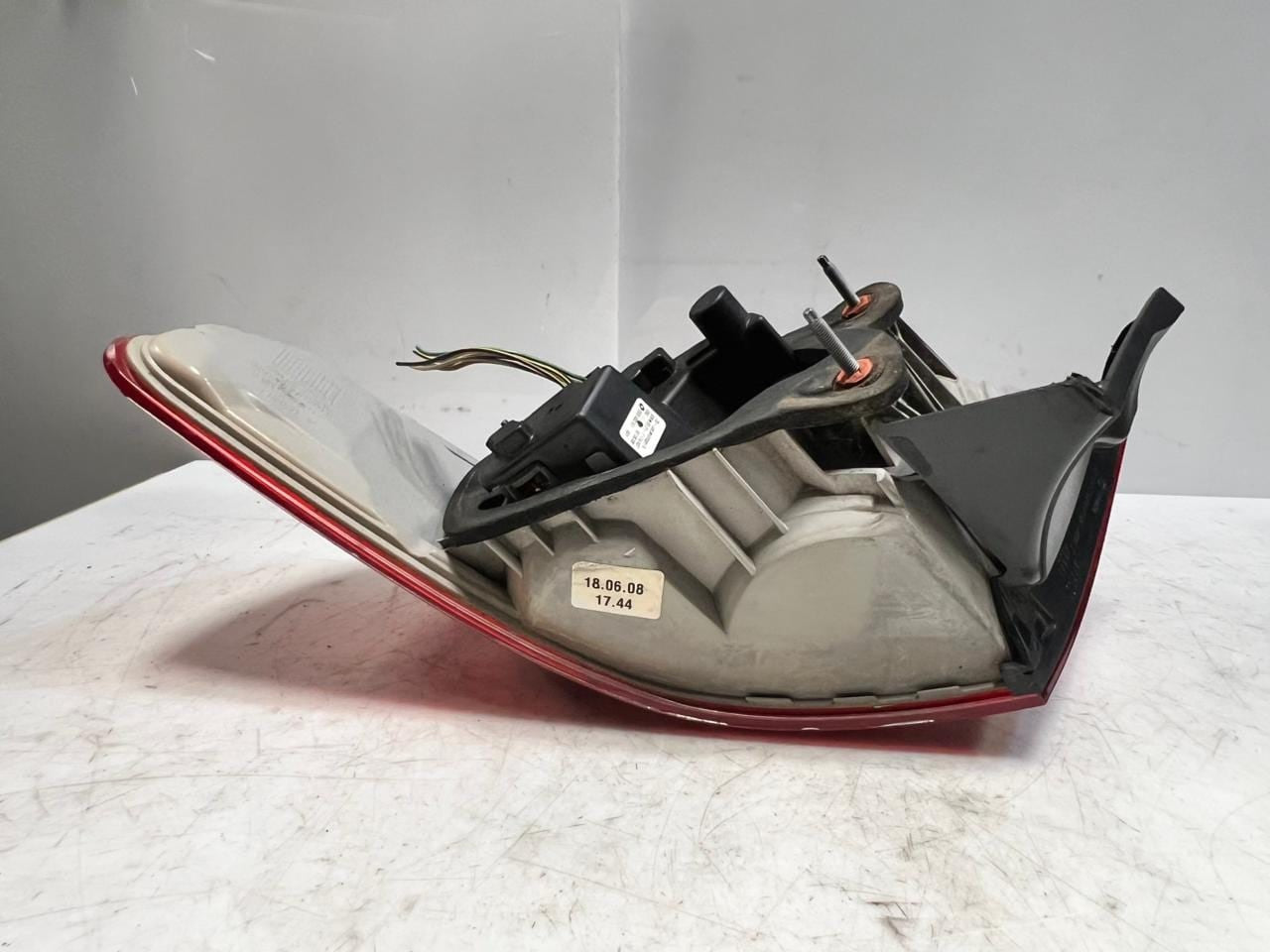 2008 BMW 328i 3 Series E92 E93 Rear LEFT Tail Light 7174403 USED OEM