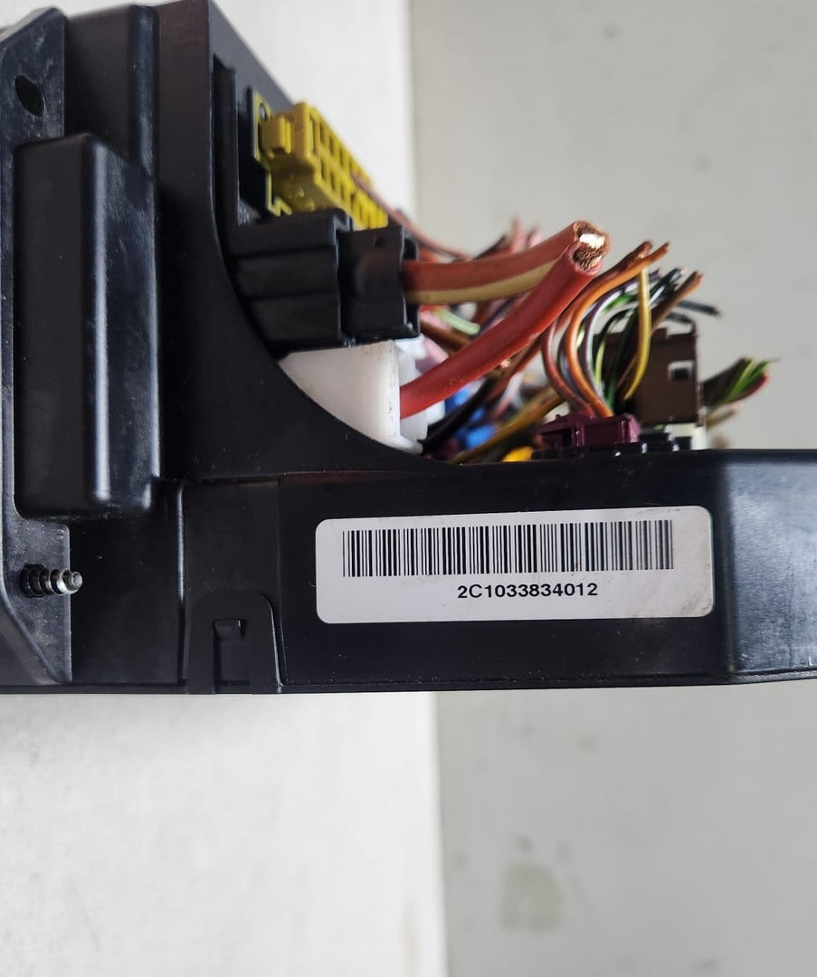 2010-16 Mercedes E-Class Front Sam Control Fuse Box Module A2129008307 W212 W204