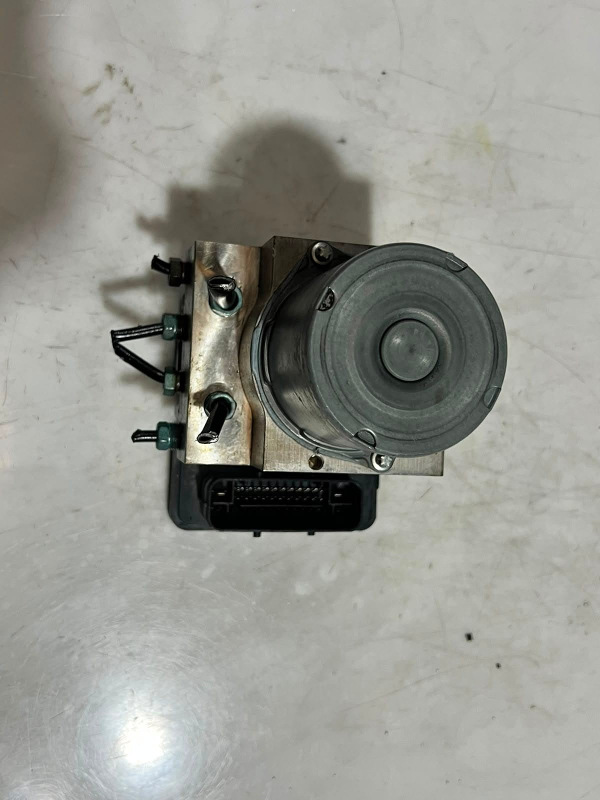 BMW F10 5 Series F06 6 Series F01 7 Series Abs Pump Module 6865860 OEM