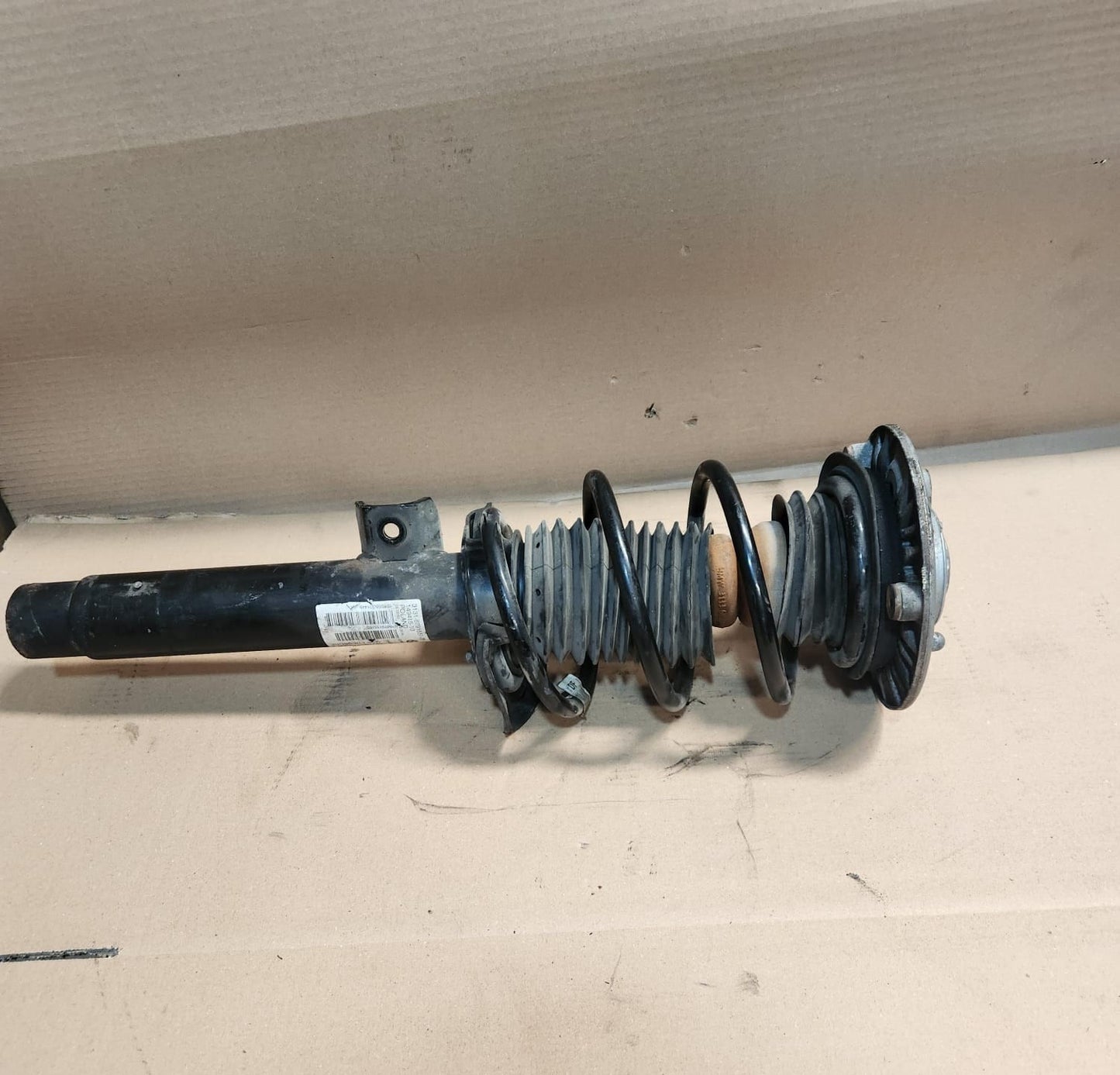 2012-2015 BMW 320i Spring Strut Front Assembly 6791551 3-Series F30 F30 LCI 