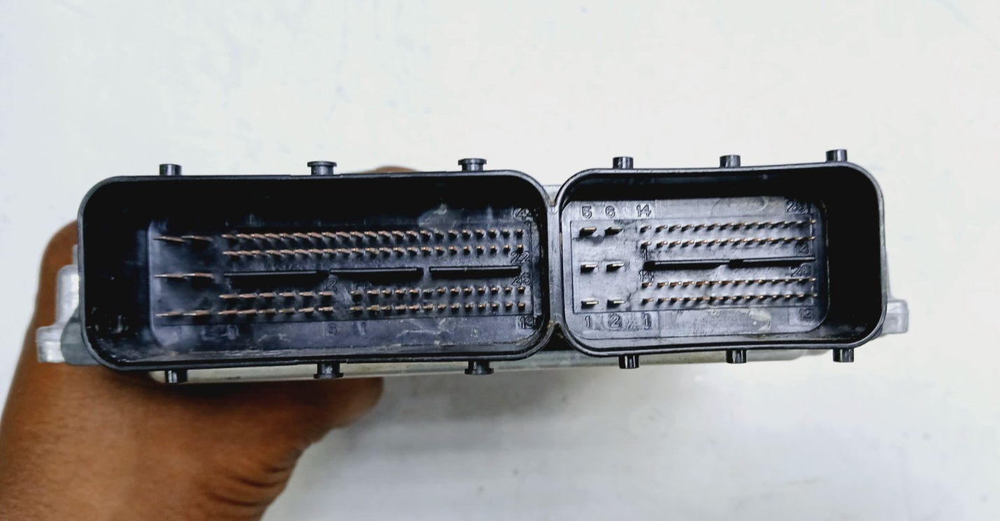 BMW E81 E87 LCI E90 116i 316i  N45N ENGINE CONTROL UNIT ECU MODULE DME 7581848
