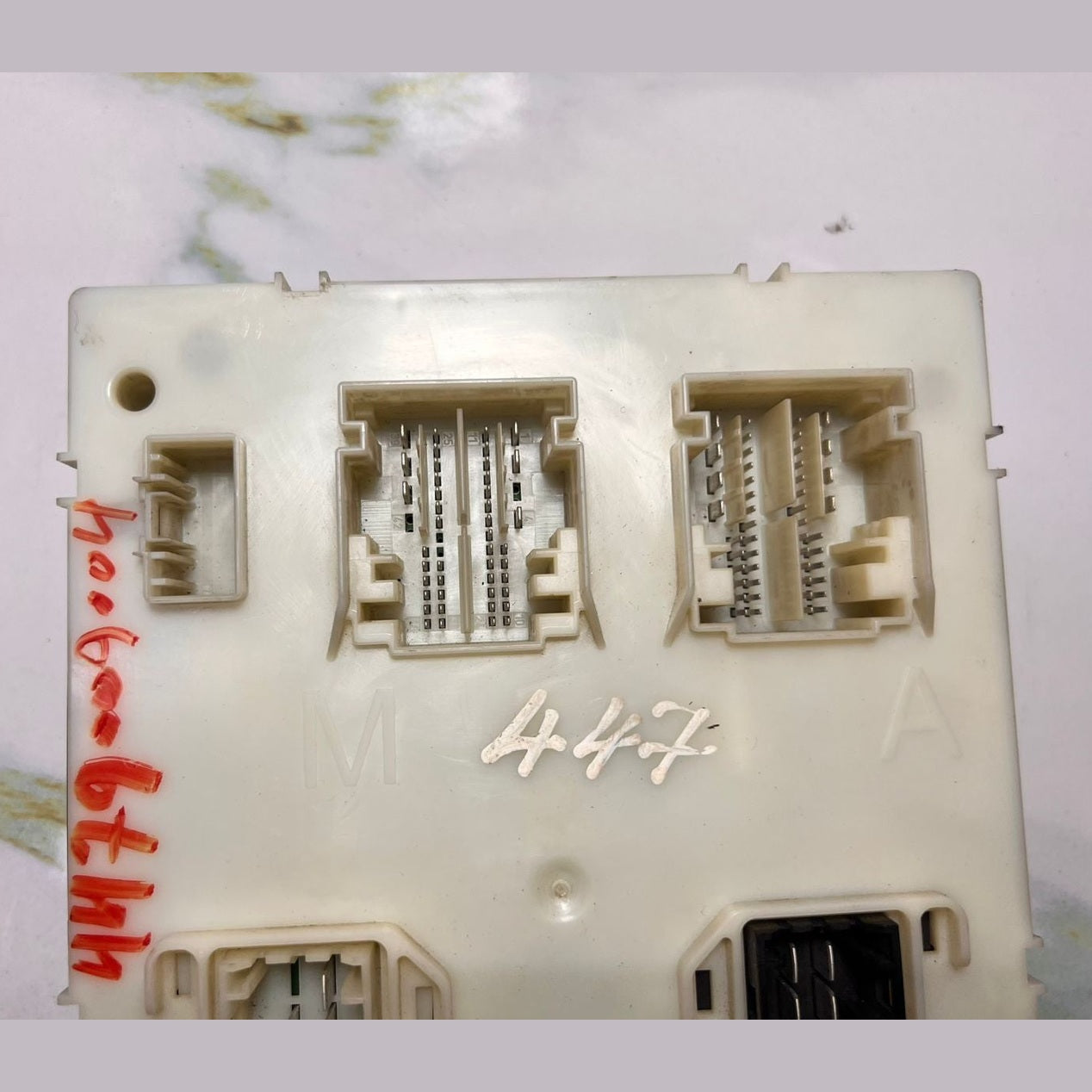 Mercedes-Benz W447 Vito Display Control Module Unit A 447 9009004