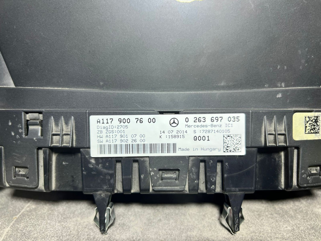 14-17 Mercedes-Benz W117 CLA 250 Instrument Cluster Speedometer A117 9007600 OEM