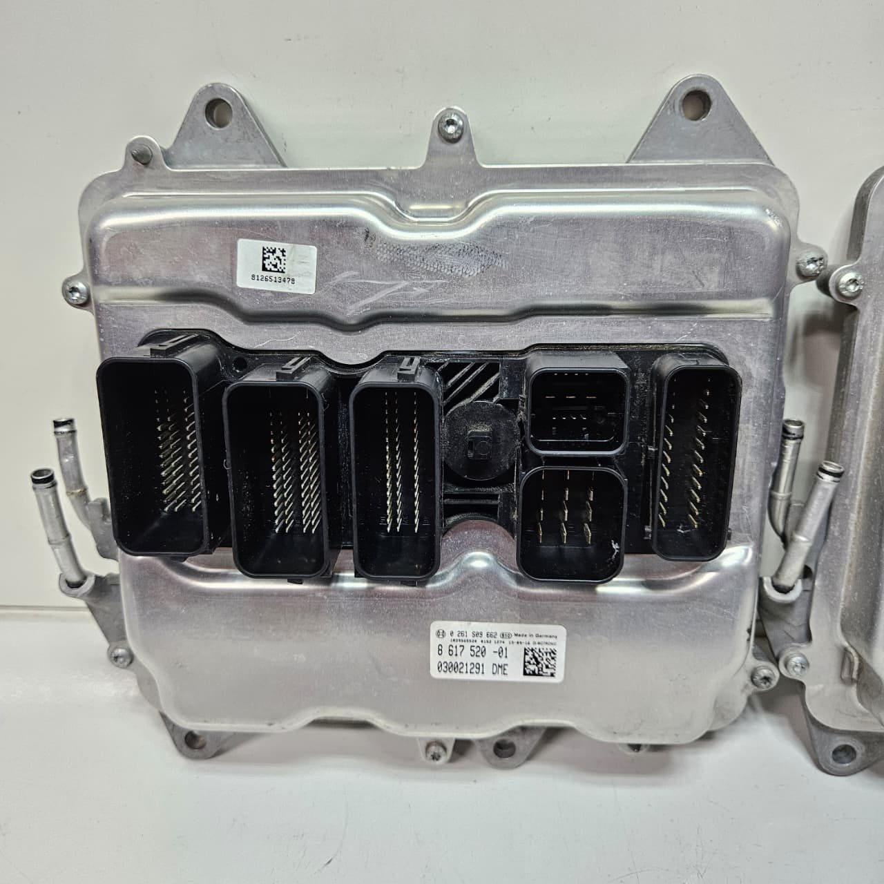 8617520-2014-2018 BMW X5 F15 F07 F10 5.0i N63N Engine Control Unit DME Key Set