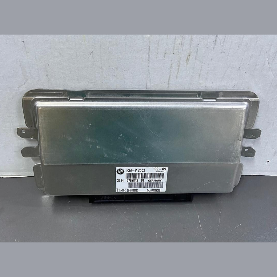 OEM BMW F02 F06 F10 F12 F13 Fahrwerkssteuergerät Computer V VDC2 6792843