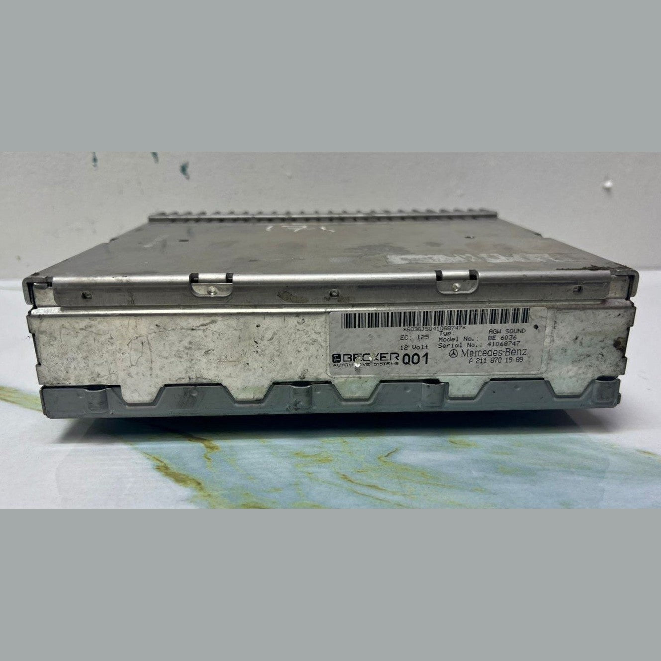 03-09 Mercedes-Benz W211 E-Class Amplifier A 211 870 19 89 OEM