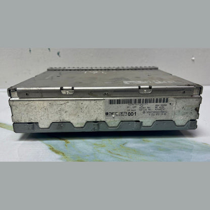 03-09 Mercedes-Benz W211 E-Class Amplifier A 211 870 19 89 OEM