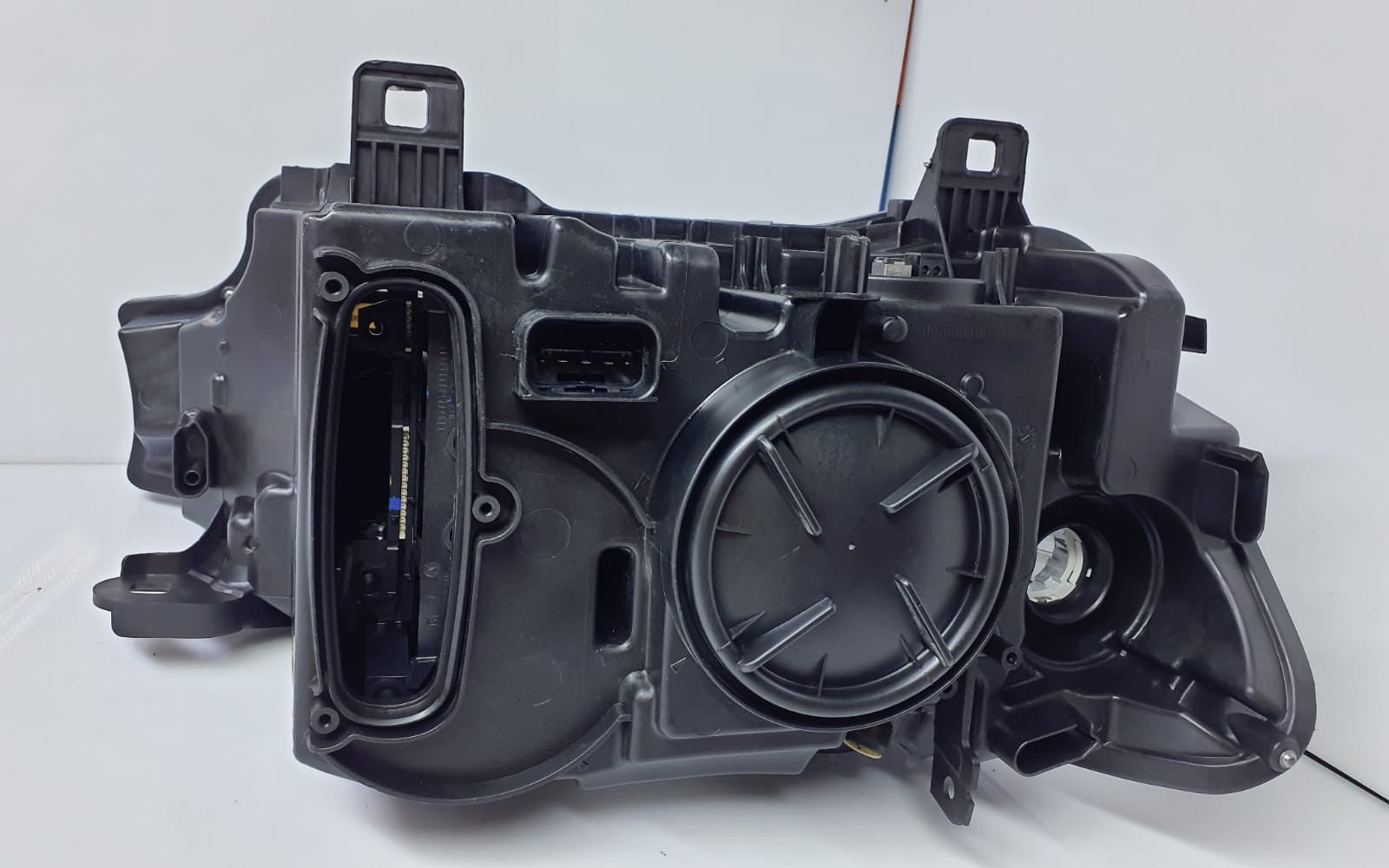 14-18 BMW X3 X4 F25lciLeft Driver Side Xenon Adaptive Headlight Bare OEM 7460617