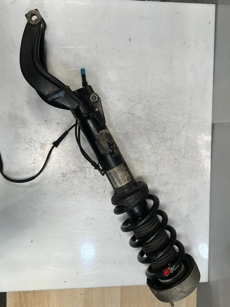 2015-2017 BMW X5 F15 F16 X6 30D M50D FRONT Shock Absorber 6875083 OEM