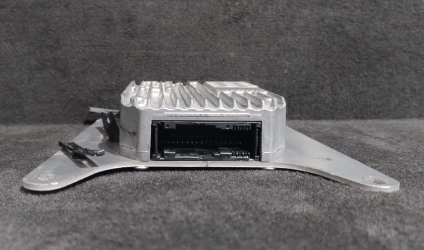 BMW E71 X6 INTEGRATED CHASSIS CONTROL MODULE  6799121