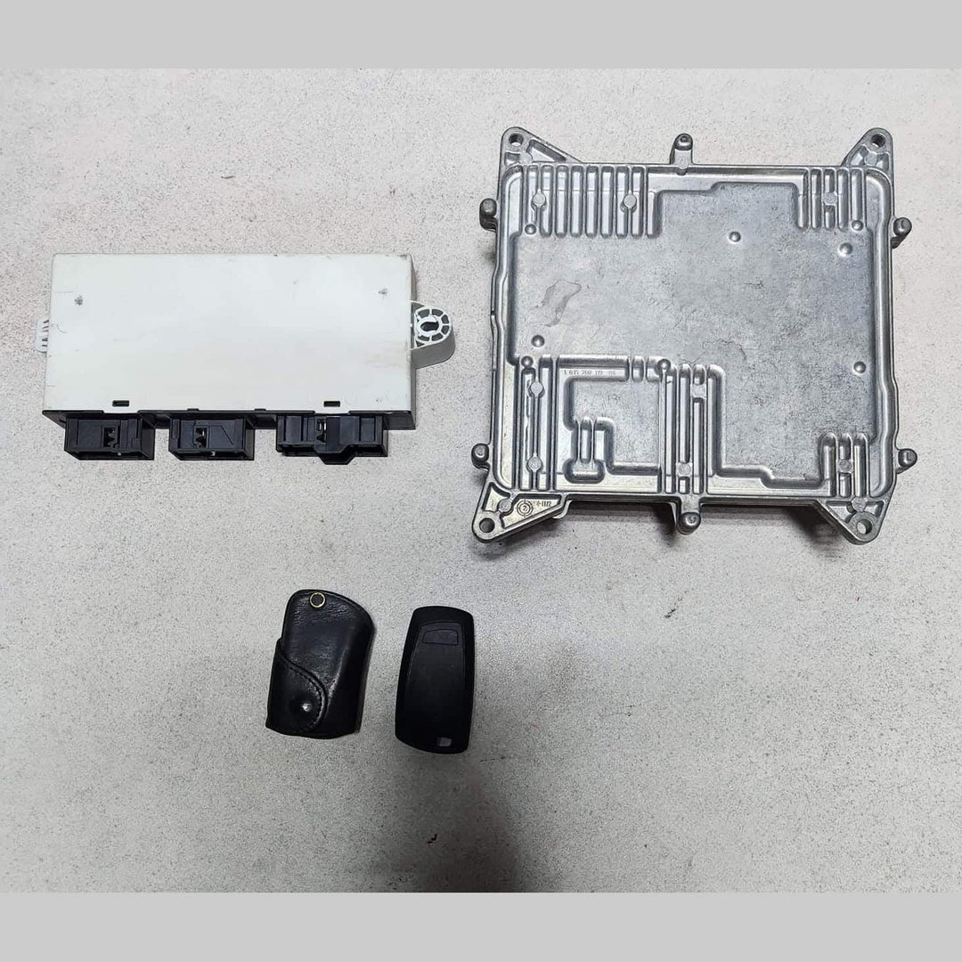 2015 BMW 520i Engine Control Unit ECU Set 8606777 F30 F31 320iX F10 F30 N20 