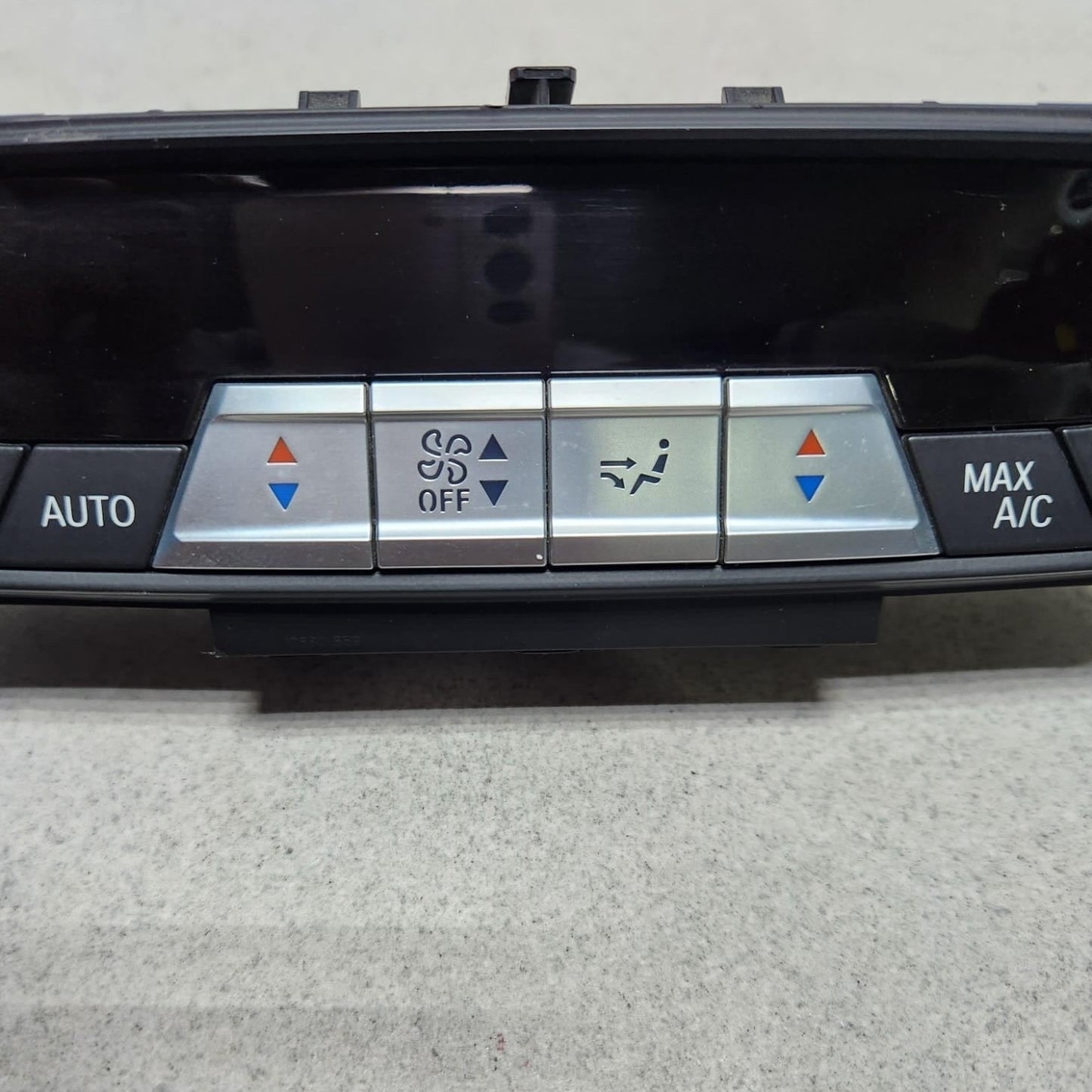2020-2023 BMW M8 Climate Control Panel Rear 9462514 F93 M8 G05 G06 G07