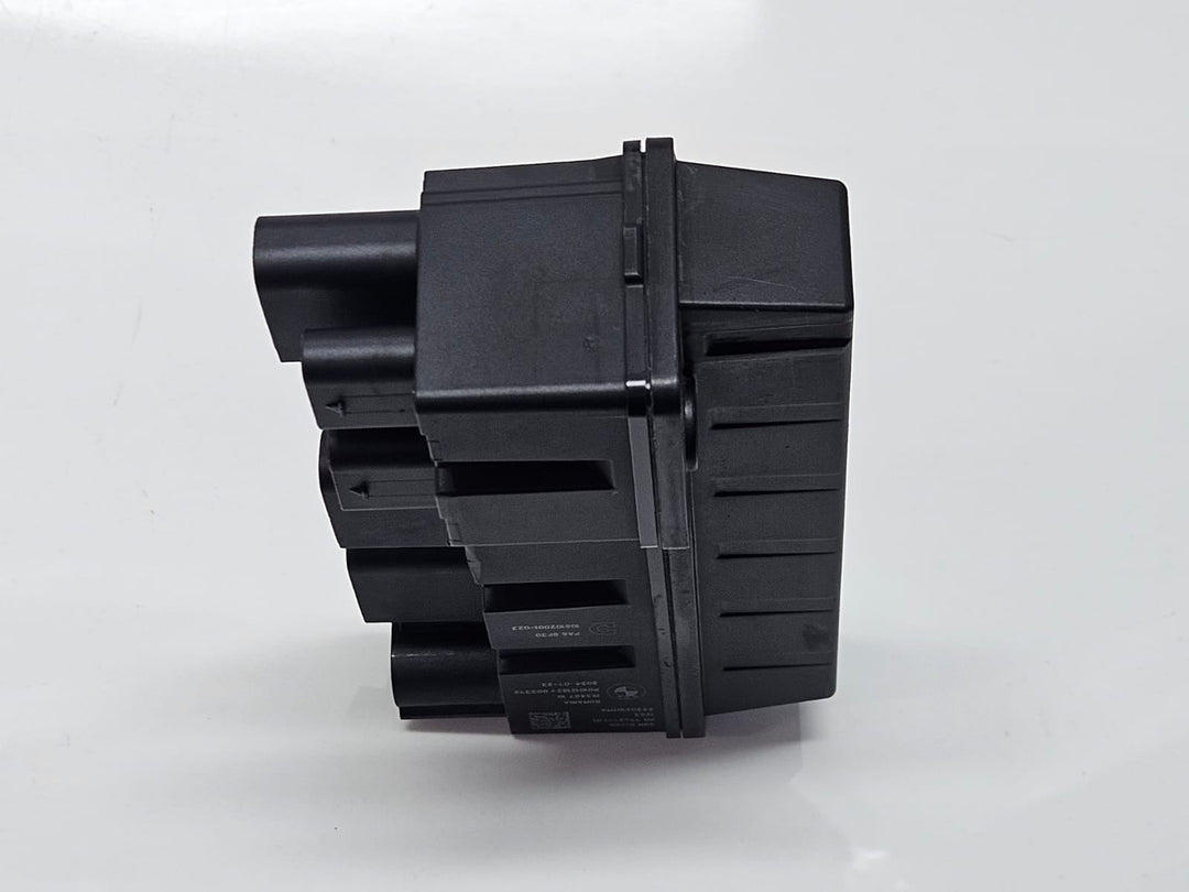 7952991-2023-2026 BMW X1 U11 B38N Integrated Power Supply Control Module OEM