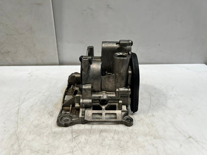 BMW 1 Series F20 F21 MINI R56 LCI Oil Vacuum Pump Mechanical Tandem Pump 7823007