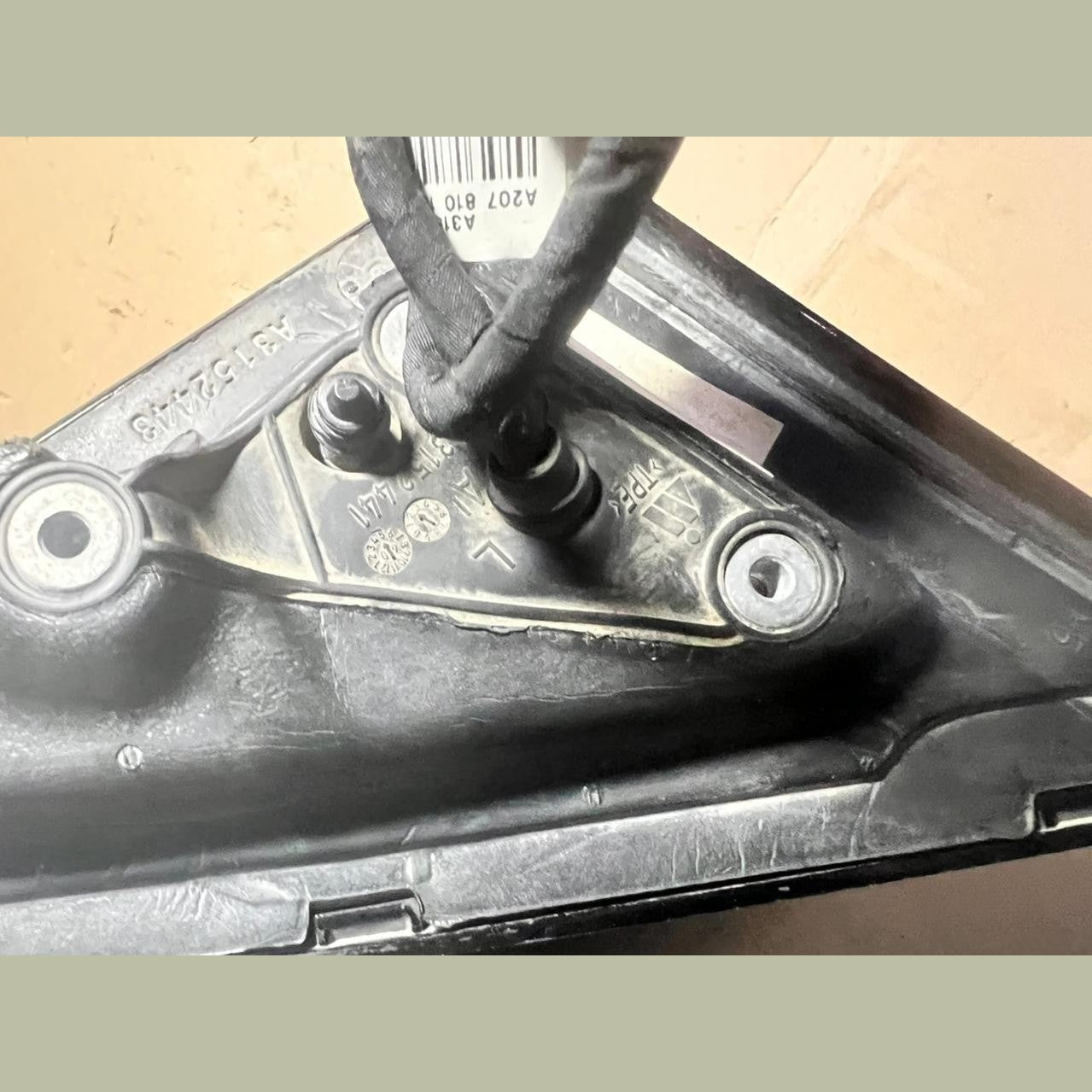 Mercedes-Benz W207 E-Class Left Side Mirror Foldable Signal Light A207 8101916