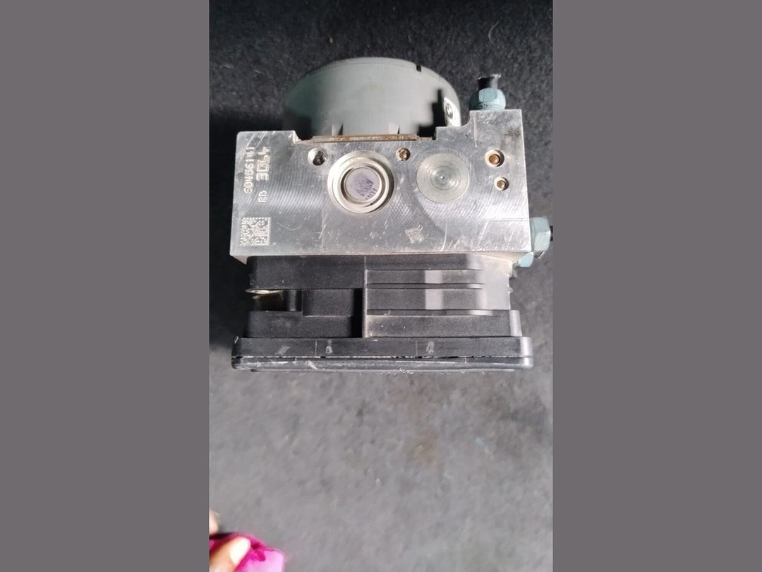 2015 BMW M4 F82 ANTI LOCK BREAKING SYSTEM Abs Control Unit 7852637