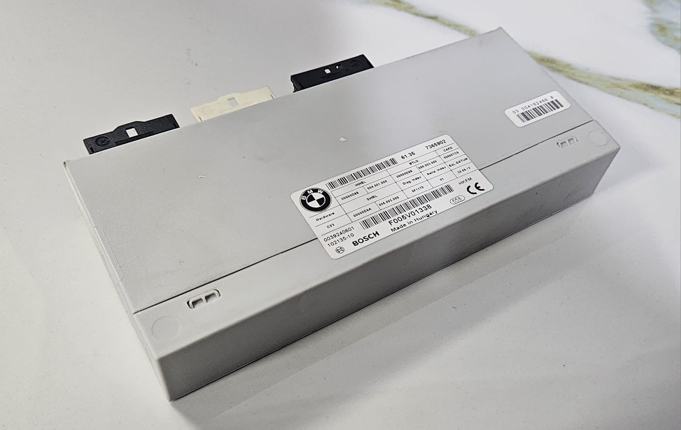 OEM BMW F01 F02 F10 F07 REAR TAILGATE LIFT TRUNK LID CONTROL MODULE 7365902