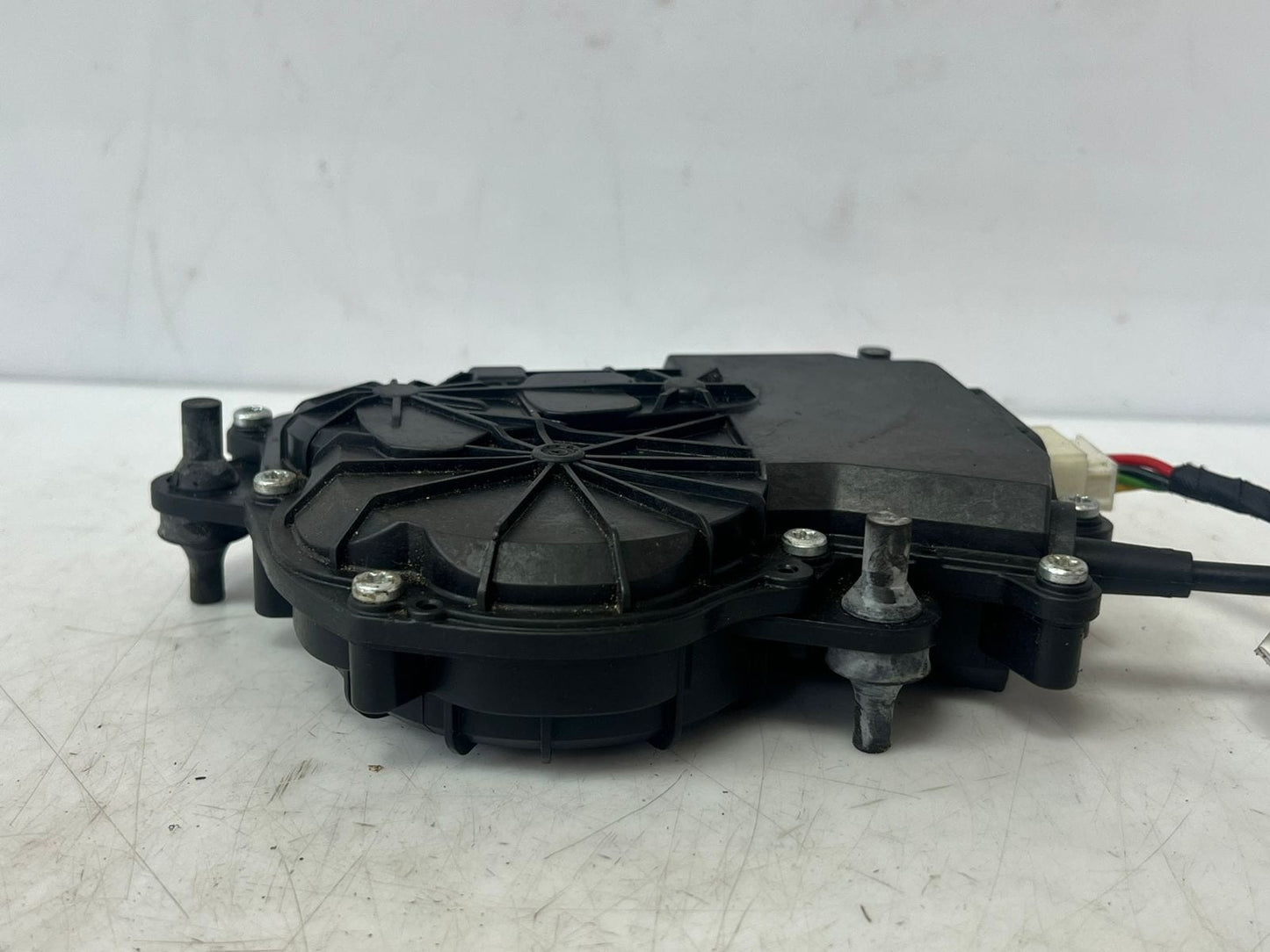 2011-2016 BMW 528i 6, 5 Series F06 F10 Trunk Lid Lock Actuator 7273752 OEM