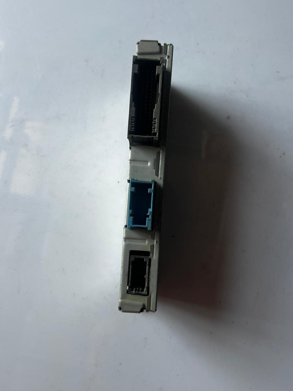 2009-2011 BMW 750i Central Gateway Control Module 9158342 7 Series 740i, 750i, 7