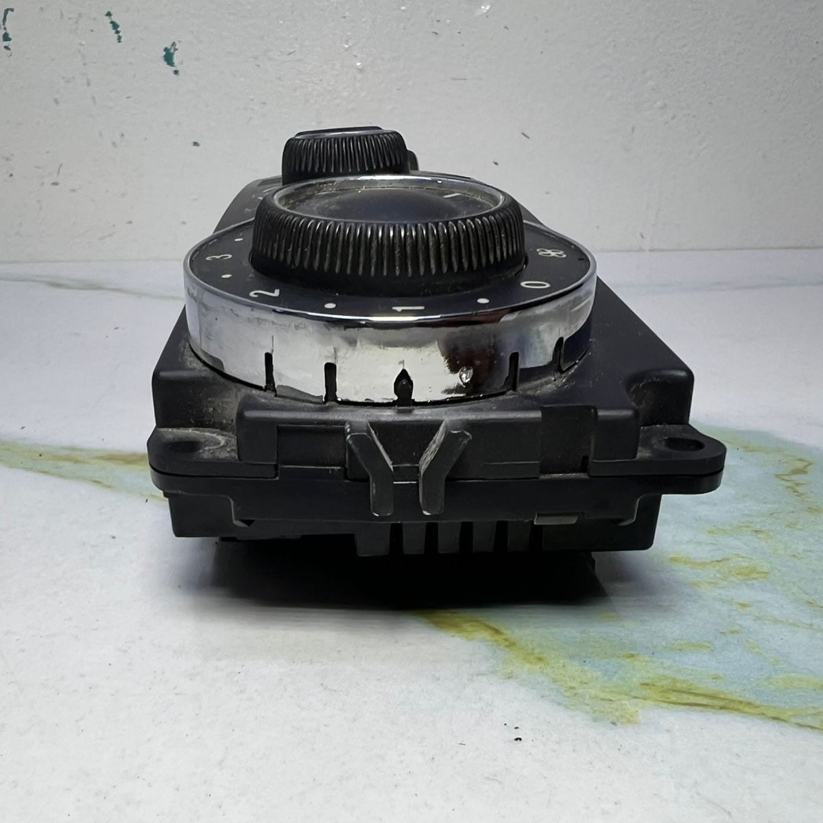 Mercedes Climate Control Panel A2038304085 C-Class W203 C230 