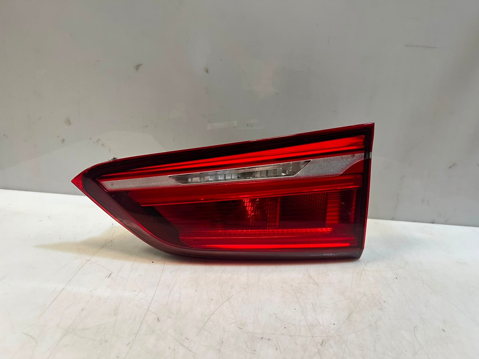 2015-2020 BMW X1 F48 Rear Light Right TRUNK LID BOOT Taillight 2710636 OEM