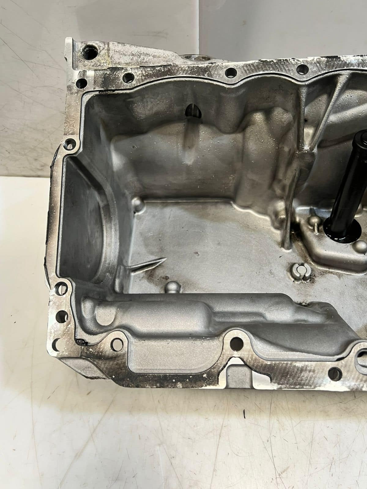 BMW F10 F11 5 Series 525xDrive Oil SUMP Pan 7812361 OEM