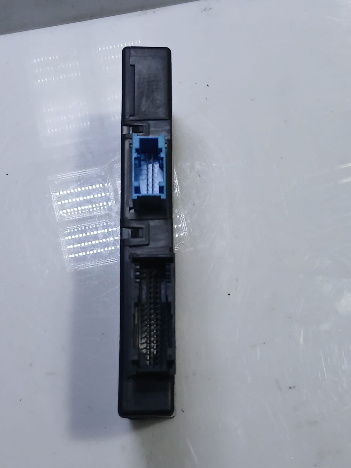 2011-2013 BMW F10 5 Series F11 F02 F01 528i Gateway Control Module 9291450 OEM