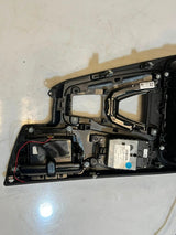 2011-2016 BMW 5er 550i F10 F11 Getränkehalter vorne Mittelkonsole 9256131