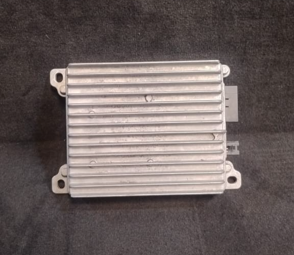 BMW 5 6 7 F01 F10 F06 BCU 150 AUXILIARY BATTERY CHARGING CONTROL UNIT -9240236