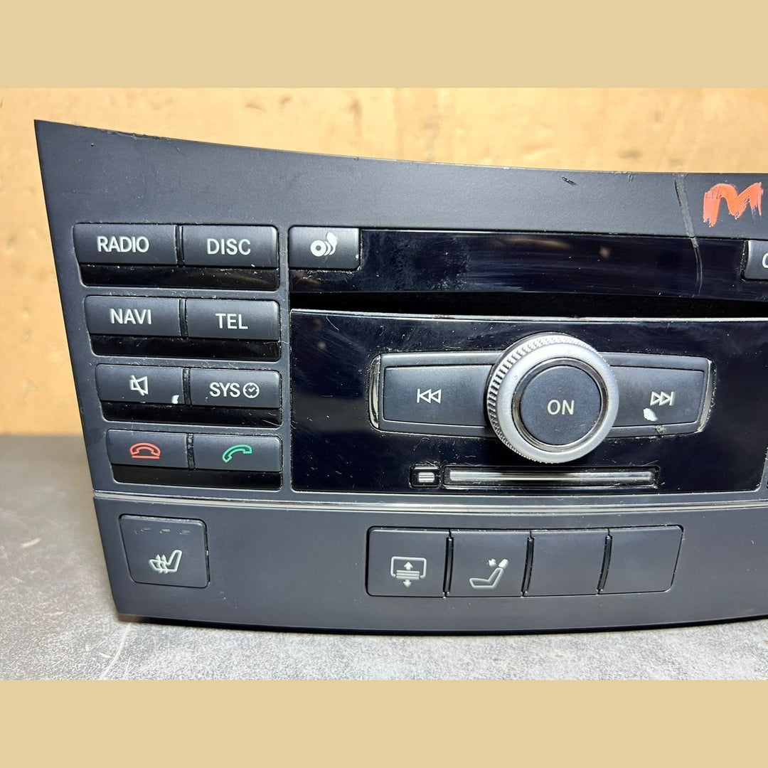 2012–2014 Mercedes-Benz W212 E-Class Head Unit CD Player A212 9008300 OEM