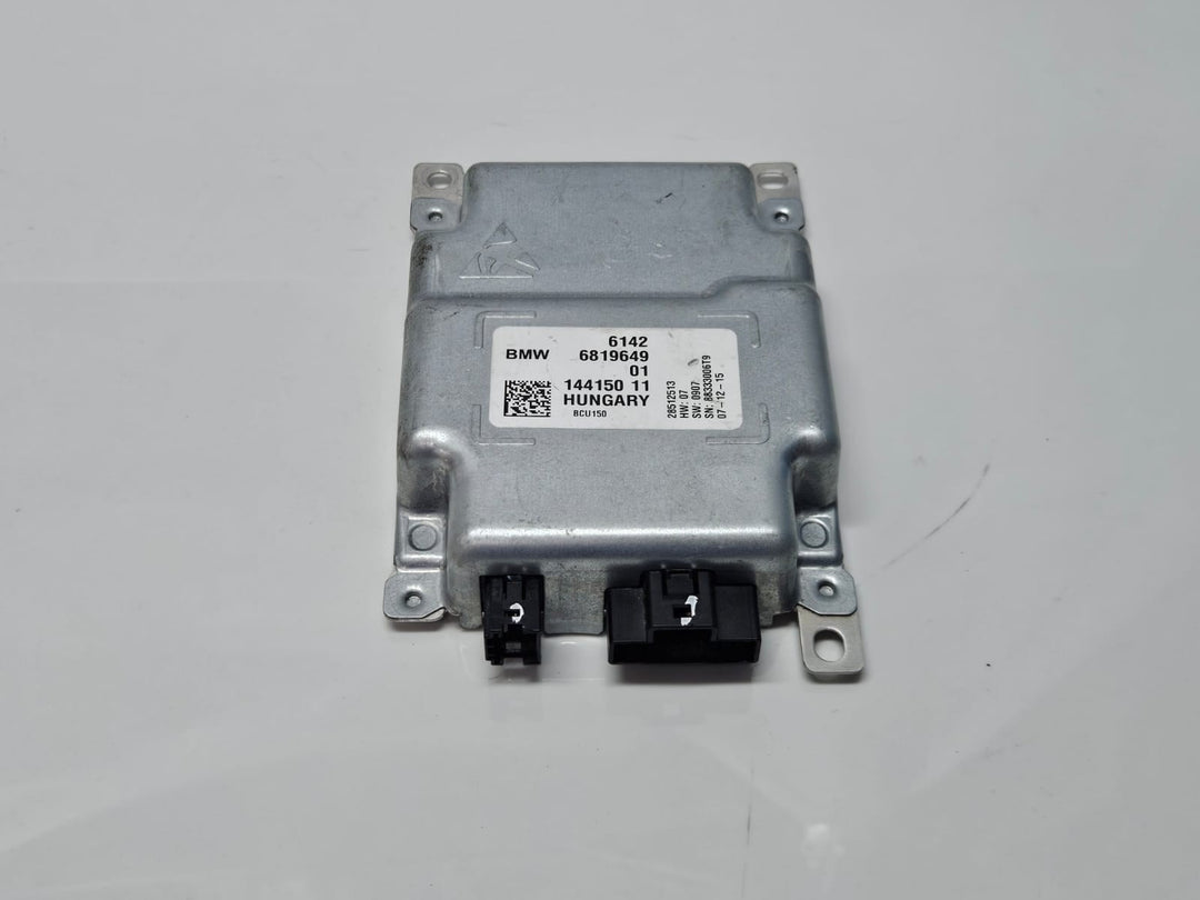 6819649-2017-2019 BMW 750i G11 G12 Battery Charge Control Module OEM