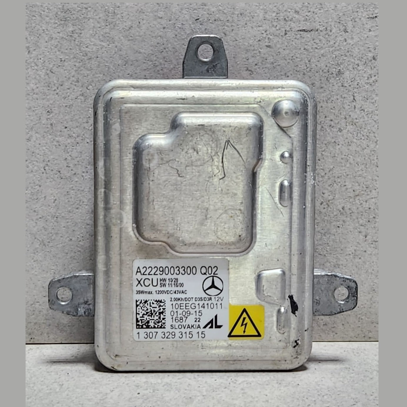 2014-2016 Mercedes-Benz CLA250 Xenon Headlight Ballast A2229003300