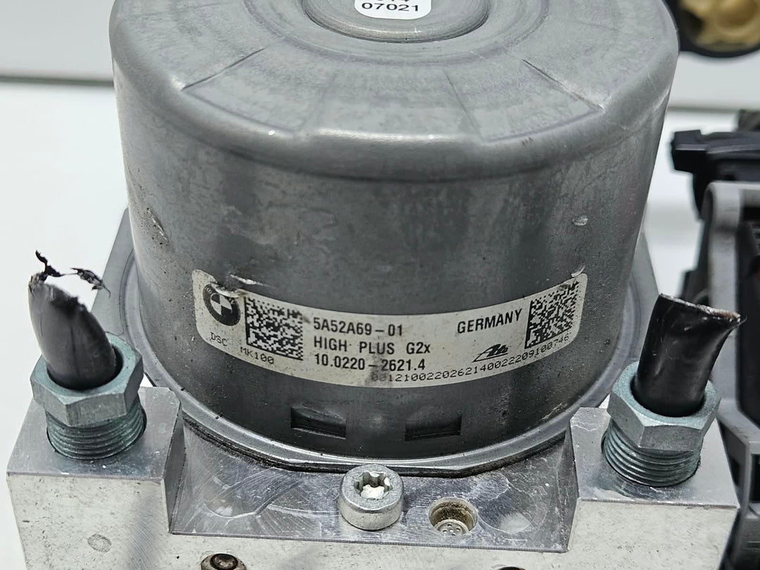  5A52A70-2019-2023 BMW 430i G26 ABS Pump Control Module OEM