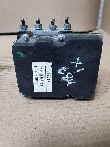2010-2015 BMW X1 E84 ABS Hydraulic Brake Pump Control Module 6860214 OEM