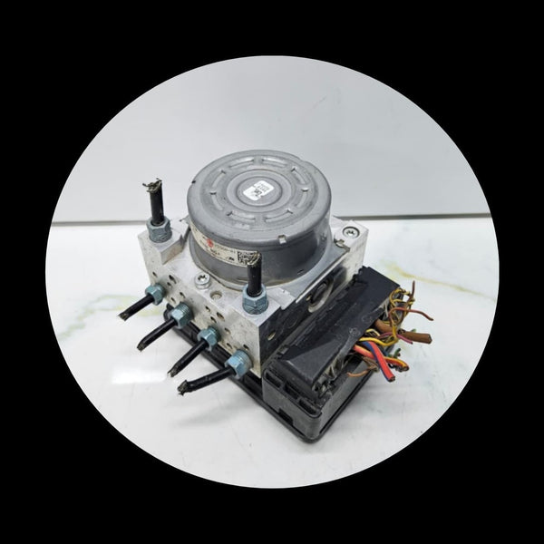 OEM BMW 3 Series F30 ABS Pump Assembly 6875561 OEM
