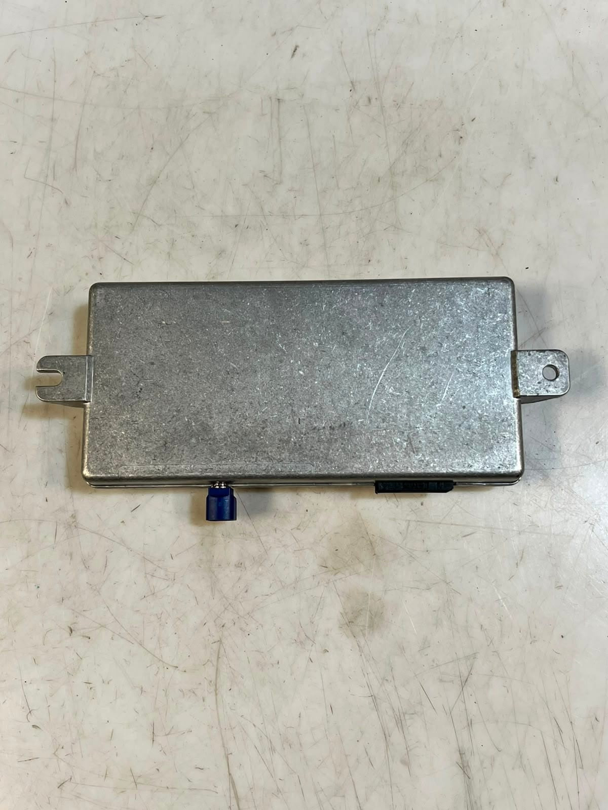 BMW F01 F30 F32 F06 F10 F11 F07 F06 Rearview Camera Control Module 9302256 OEM