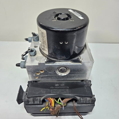 2012-2013 BMW 3 Series F30 320i 328i 335i ABS Pump Control Module 6793936