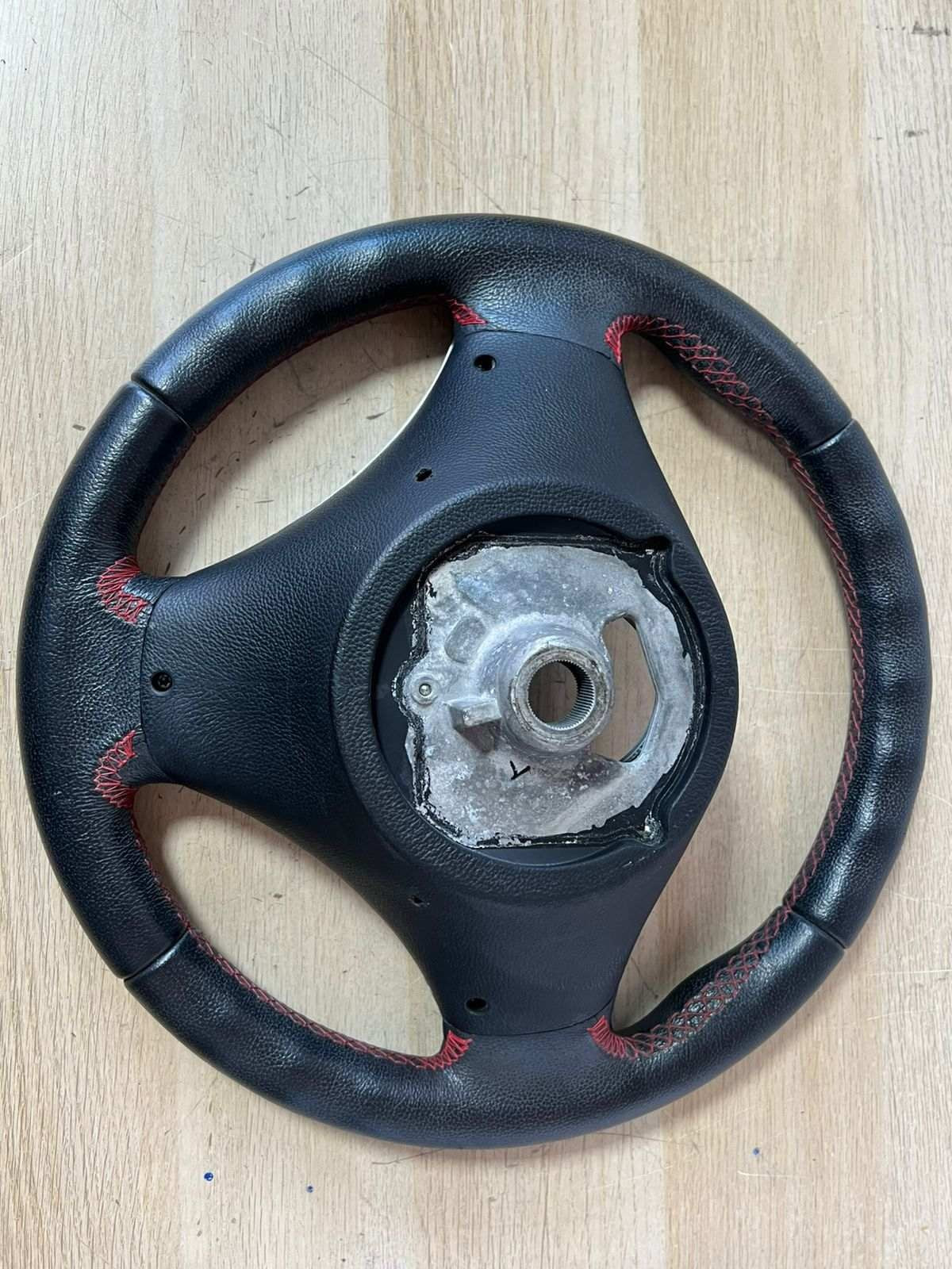 BMW Steering Wheel LEATHER 6853135 E90 E87 E84 X1 3 SERIES 2007-2015