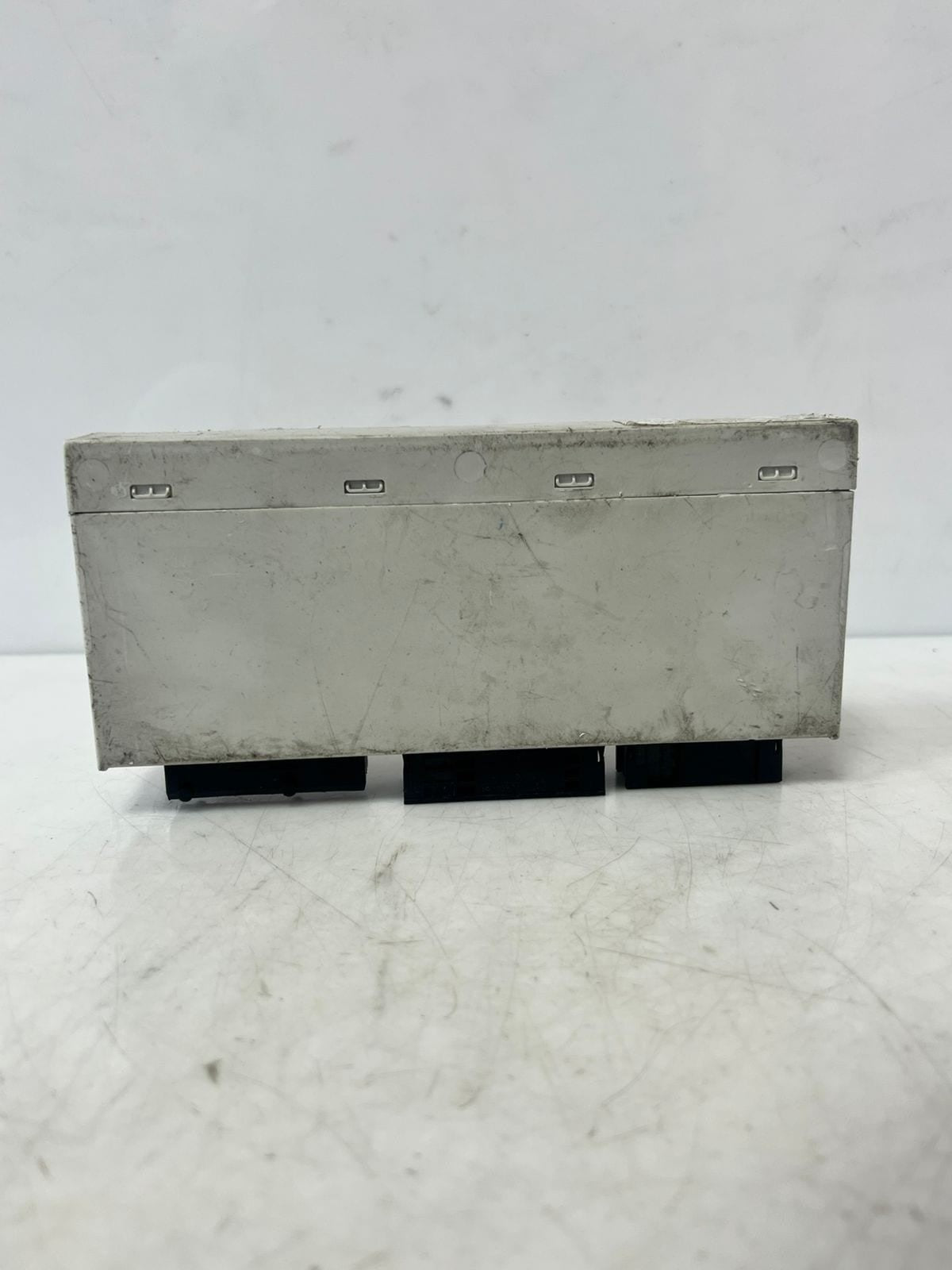 BMW E46 M3 and 330i hardware version 2.0 GM5 Body Control Module 6944842