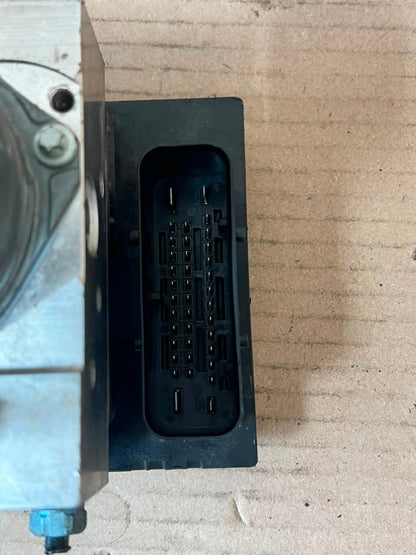 2011-2015 BMW X1 E84 xDrive 20d ABS Hydraulic Pump Control Module 6799417 OEM