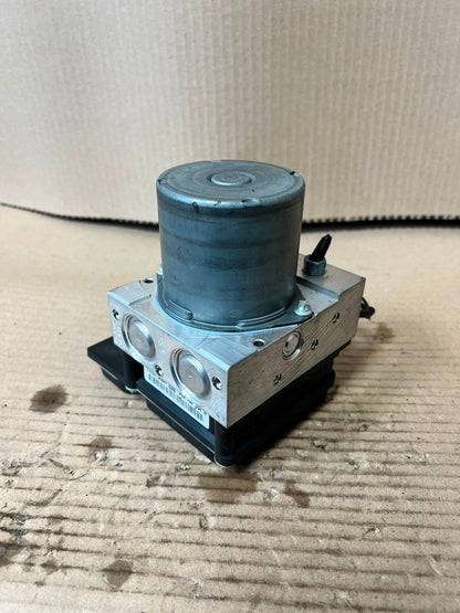 2010-2015 BMW X1 E84 ABS Pump Assembly 6860214 OEM
